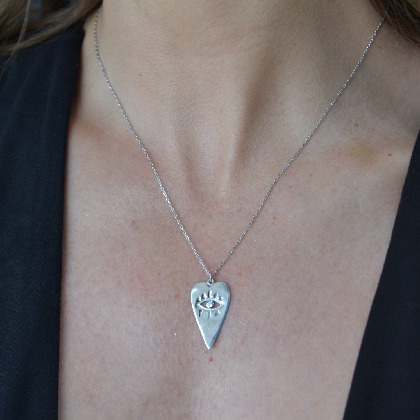 COLLAR KORUM PLATA 925